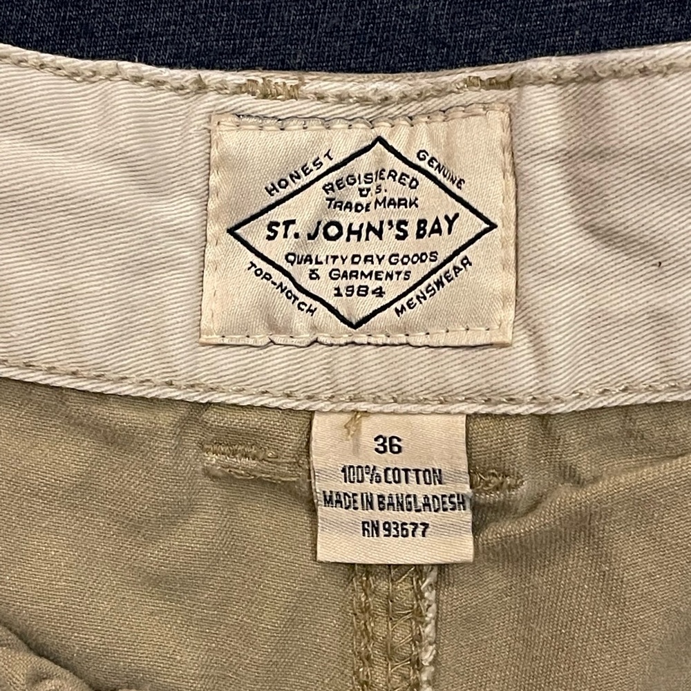 St John’s Bay Cargo Hiking Shorts (2) - Picture 6 of 8